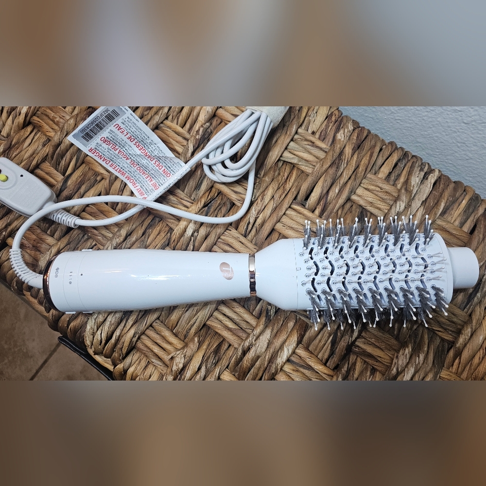 T3 Airebrush blow dry brush